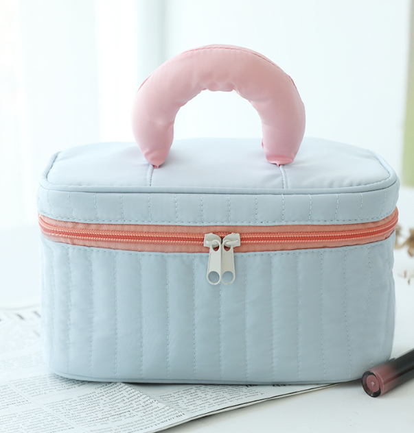 Portable Travel Makeup & Toiletry Organizer Bag