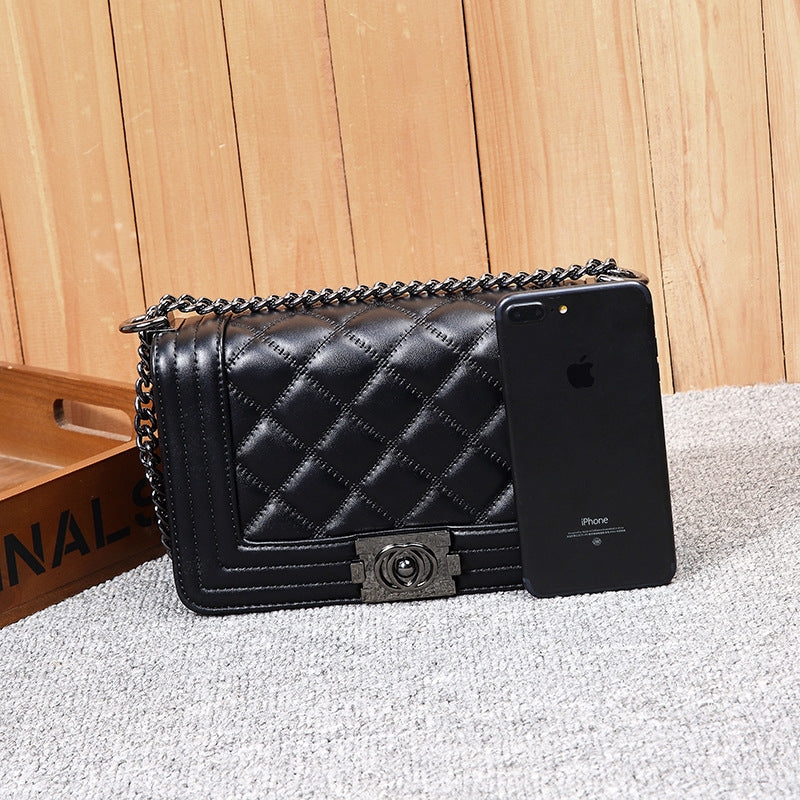 Luxe Chain Crossbody & Shoulder Bag