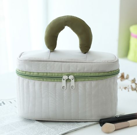 Portable Travel Makeup & Toiletry Organizer Bag