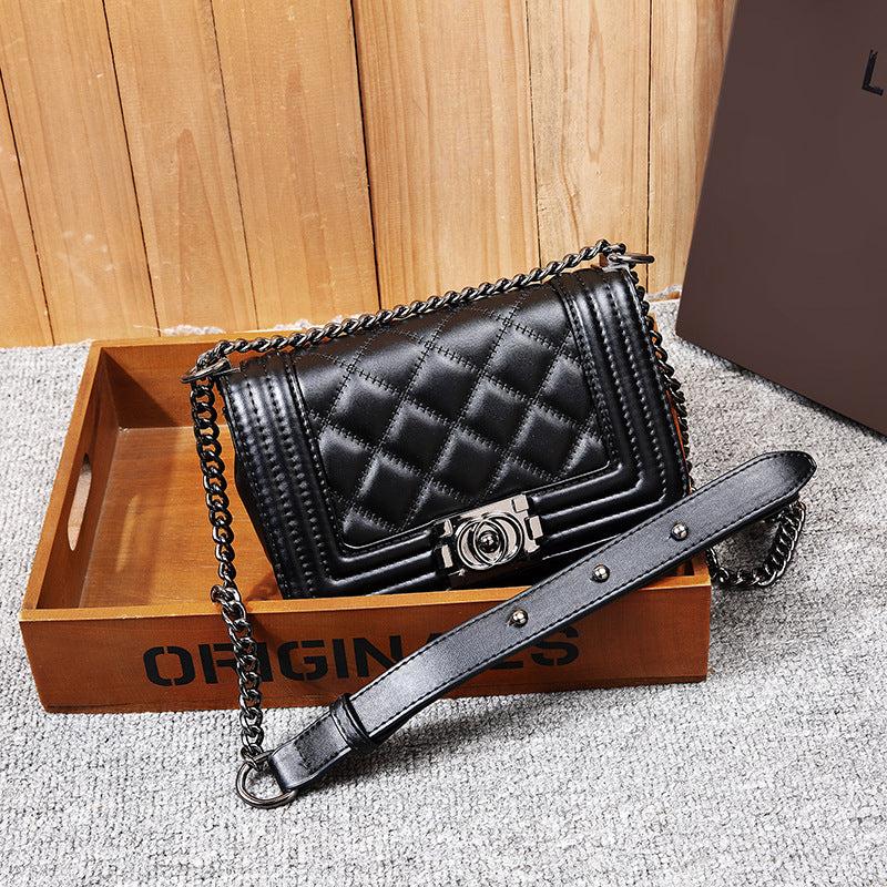 Luxe Chain Crossbody & Shoulder Bag